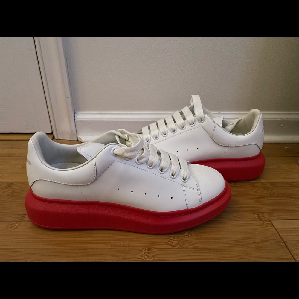 Alexander McQueen Larry Low Top Sneakers - Sz 12/42